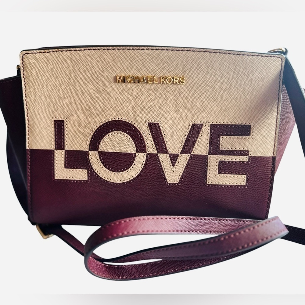 Michael Kors Selma Medium "LOVE"  Crossbody